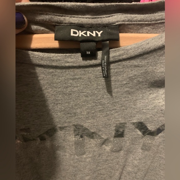 DKNY 3xL ladies top - Picture 2 of 4